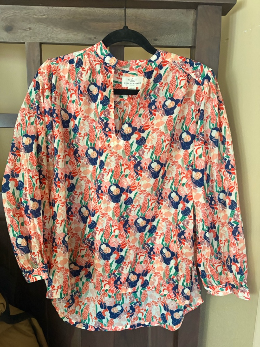 Trovata BIRDS OF PARADIS Bailey Floral Cotton Blouse, size M